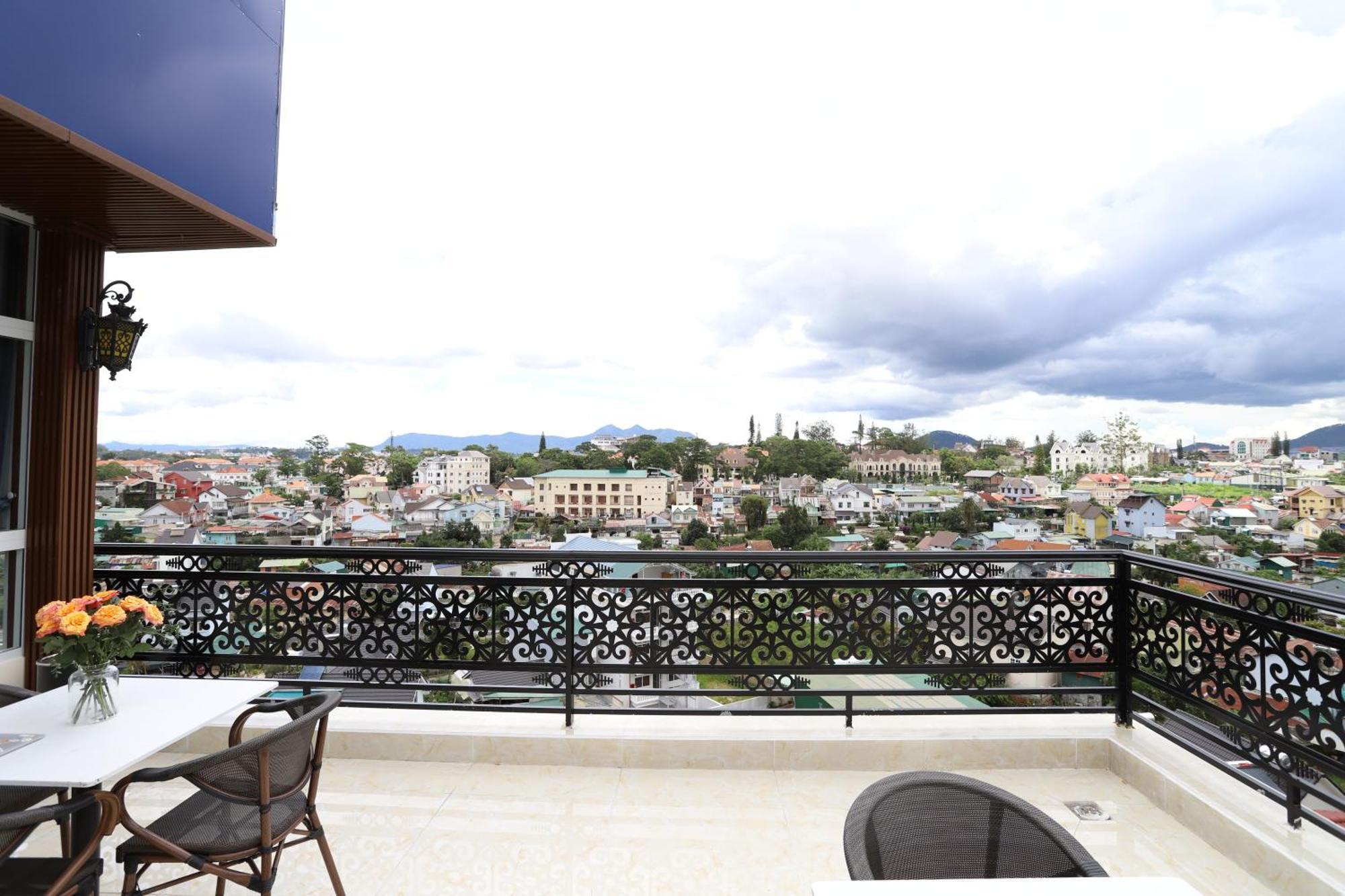 Le Marais Hotel Dalat Екстериор снимка
